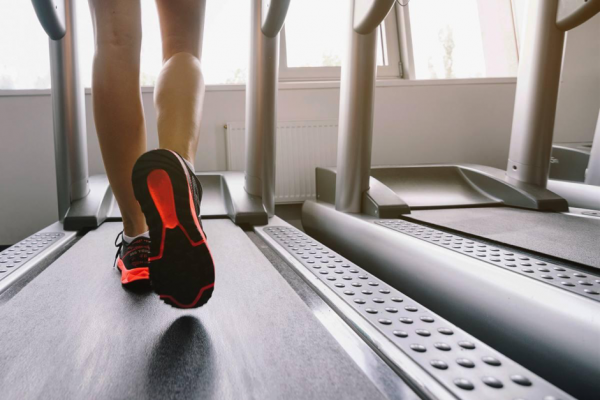 Consejos para perder grasa practicando Running con accesorios deportivos en colombia